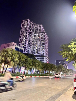 Bán Căn Chung Cư 26 Liễu Giai - Vị Trí đẹp nhất quận Ba Đình - 131m2 - 3PN - 3VS