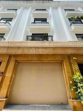 Đẳng cấp phường người giàu, mua cũng xứng đáng 60m2 - 5 tầng gara ô tô kinh doanh lh 0963 989 690