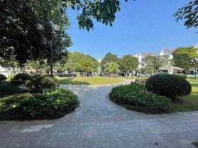 Bán nhanh BT Hoa Sữa 02 - 08 hướng ĐB 200.5m2 xây dựng 412m2 view vườn hoa lớn sông miên man 60.5tỷ