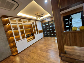 Biệt thự Ba Đình - Khu quan chức - Full nội thất nhập khẩu - Mặt tiền đẹp 10m - 190m2 - 28 tỷ