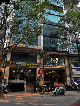 Mp Nguỵ Như Kon Tum - 9 tầng thang máy - mặt tiền khủng - vỉa hè rộng - KDVP - 51tỷ