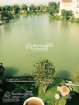 Bán gấp BT Bằng Lăng 03 - 04 hướng ĐB, diện tích 228m2 XD 455m2 căn thô view hồ rộng, giá 65.5tỷ