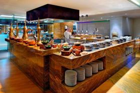 Mặt bằng đẹp và hiếm ở Hoàng Đạo Thúy - Lê Văn Lương cho thuê làm Nhà hàng, Cafe, Pastfood