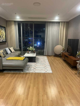 Cho thuê căn hộ chung cư Vinhomes Nguyễn Chí Thanh đầy đủ tiện nghi