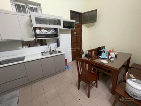 Chính chủ bán nhà mặt phố Ngô Gia Tự DT 110m2, MT5m, vị trí trung tâm, kinh doanh