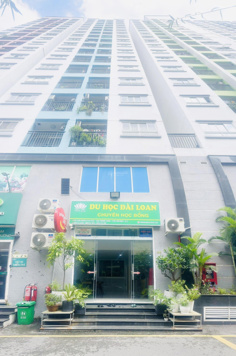 Bán gấp shophouse 114m2, 1 trệt 1 lửng đúc tại 8X Plus Trường Chinh, giá 3,55 tỷ, SHR