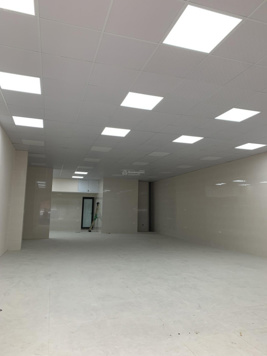 Mặt bằng kinh doanh phố Thái Thịnh 200m2, mặt tiền 17m, nhà mới tinh. Kinh doanh mọi mô hình