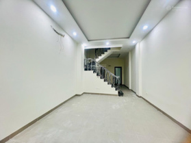 Bán nhà Thái Hà, Đống Đa, 40m2, ngõ 4m thông - 4 tầng - thoáng trước sau