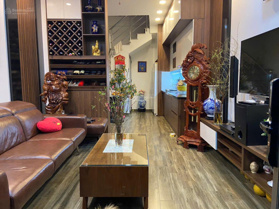 Cho thuê nhà mới 35m2*5 tầng, full đồ, Nguyễn Khoái, Hai Bà Trưng, giá 15 triệu