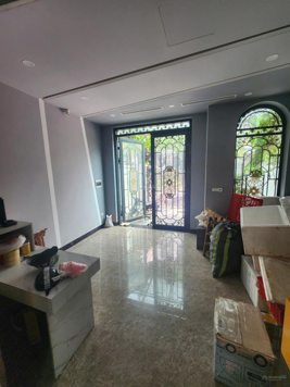 Cần bán gấp nhà KĐTM Đại Kim, Nguyễn Xiển, 75mx5, ô tô tải tránh