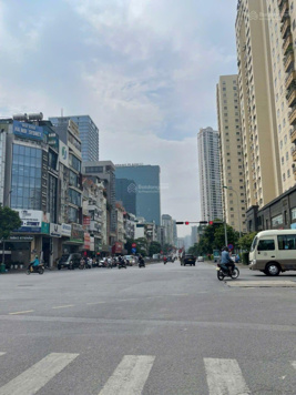 Bán nhà mặt phố Thành Công, Ba Đình - 138m2, mặt tiền 7.5m giá chỉ 450 tr/m2