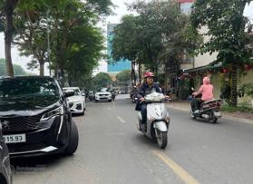 GIẢM SÂU Cô Hoa cần tiền nên giảm luôn 2 tỷ, nhà mặt phố vỉa hè rộng phố Nguyễn Khang-41m2-5T-mt4m