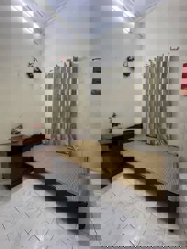 Phố Đội Cấn, nhà dân xây kiên cố, ngõ nông, gần phố,ngõ 3 gác