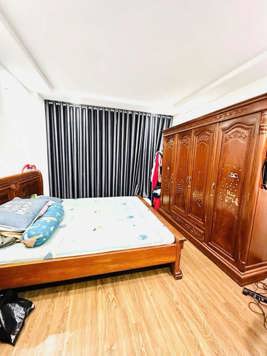 cần tiền bán gấp nhà Sát Đầu Hoàng Quốc Việt