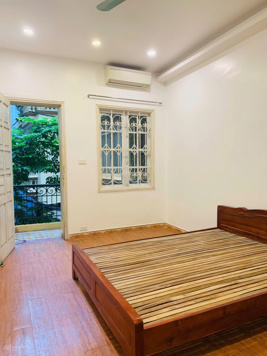 Cho thuê nhà Dương Quản Hàm 51m2 x 3 tầng full đồ ở và làm vp, bán hàng online