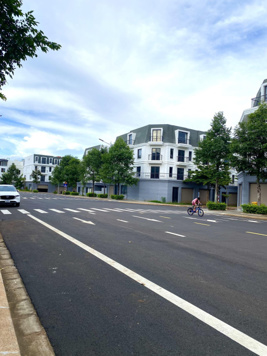 Bán nhanh trong tháng căn biệt thự song lập Ecocity 2 mặt tiền trước và sau, căn siêu đẹp