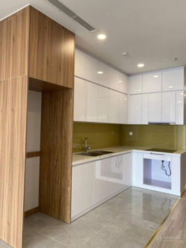 Tôi có nhu cầu bán căn 2PN 75m2 tòa A14 Nam Trung Yên, Cầu Giấy. Giá bán 4,6 tỷ. LH 0368 590 357