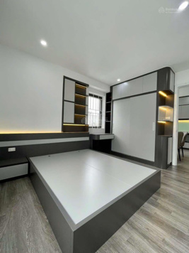 Hàng hiếm tại KĐT Linh Đàm: Bán căn hộ 3 PN, nội thất cao cấp nhận nhà ở ngay LH 0965 289 696