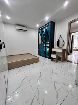 Bán tòa nhà dòng tiền 15p cao cấp cho thuê 64m2 x 6 tầng thang máy, 14.9 tỷ