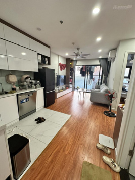 Bán căn hộ 1 phòng ngủ + I5 full đồ sẵn sổ