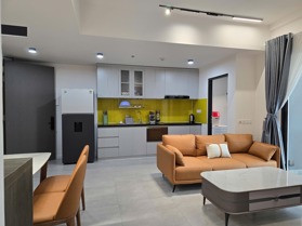 Cho thuê căn hộ The Antonia, 2 phòng ngủ, 2 wc. Nội thất xịn. Giá rẻ nhất khu 23 triệu/th.