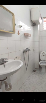 Chung cư mini 6 tầng ở ngõ 122 Vĩnh Tuy, có 5 phòng cho thuê