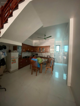 Cho thuê nhà 3 tầng ở và kinh doanh - chợ Mía - Tân Mỹ - Bắc Giang