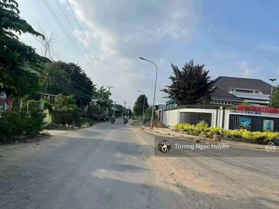 Kẹt tiền bán đất Hương Lộ 2, gần THCS Kế Sách, Sóc Trăng 120m2 giá 550triệu. Sổ hồng riêng