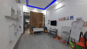 Cho thuê nhà đẹp full nội thất xịn xò 1 trệt 2 lầu mặt tiền đường Dã Tượng, P. Tam Hòa, Biên Hòa