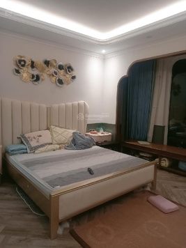 Nhà phố Ecopark - Lô góc 3 mặt tiền, DT 226m2 5 tầng mặt tiền 18m giá 82 tỷ 5