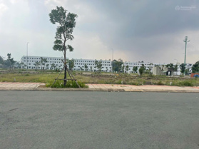 Cần bán gấp lô đất ngay sân bay Long Thành, lô góc đối diện TTTM giá bán 2,6 tỷ