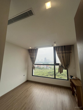 Chính chủ chuyển nhà cần bán gấp căn 2PN + 1VS tòa G3 tầng trung giá 3,7 tỷ