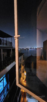 Nhà không thiếu gì ngoài vàng. Nội thất dát vàng 24k