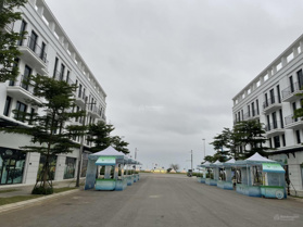 Bán shophouse Văn Phú 60m2 - 90m2 giá hấp dẫn.