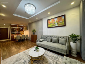 Tôi cần bán 2 căn hộ Goldmark City, căn góc 2 ngủ 5 tỷ 150tr và căn góc 3 ngủ 6 tỷ 100tr, có Sổ