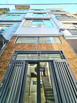 Bán nhà dân xây Khu phân lô Cán Bộ Tân Xuân - Bắc Từ Liêm full nội thất