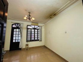 Phân lô ô tô tránh Đội Cấn - 50m ra mặt phố 5 tầng 40m2 MT 4.3m 11 tỷ nhỉnh - kinh doanh vp đỉnh