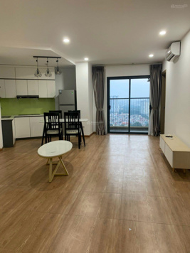Bán căn góc 2 ngủ 70m2 full đồ tại Samsora