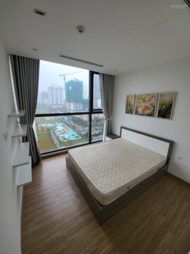 Bán căn hộ CC Vinhomes Skylake Phạm Hùng (căn góc view hồ, slot ô tô) 4 ngủ sáng, nội thất Italia