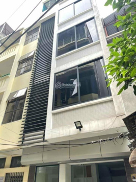 Cho thuê nhanh nhà siêu đẹp khu phân lô tại phố Hoàng Cầu, DT 100m2x5 tầng, gara ô tô. Giá 23tr/th
