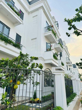 Sở hữu biệt thự tân cổ điển trung tâm quận Hà Đông chỉ từ 155 triệu/m2
