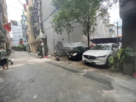 Tôi chính chủ bán nhà Ngọc Thụy lô góc. Ô tô đỗ cửa ngay đêm. DT 40m2, 5 tầng. Giá chỉ 7 tỷ hơn