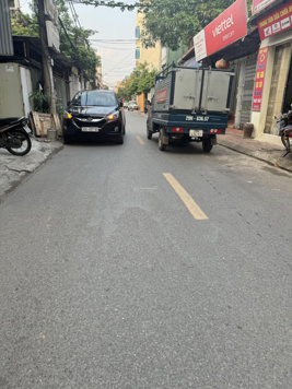Mặt phố 42m2, đường 13m, gần Vincom Long Biên tại đường Giang Biên, Long Biên, Hà Nội giá 10 tỷ