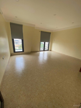 Nhà đẹp đường Nguyễn Xiển - đối diện The Manor. 85m2, 5 tầng thang máy, MT 5m, ô tô đỗ thoải mái
