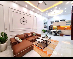 Siêu phẩm, nhà đẹp Ngô Thì Nhậm, gần nhà thi đấu, ô tô vào nhà, 2 thoáng, dân xây, ở ngay, 11,x tỷ