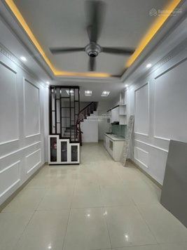 Bán nhà 5 tầng Bát Khối Long Biên - chỉ 4.2 tỷ, bạn nghĩ 4.2 tỷ không mua được nhà ở Long Biên