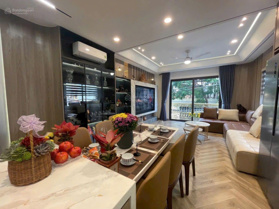 Bán nhà phố Ngô Gia Tự - Long Biên ô tô 7 chỗ vào nhà 50m2 - 6 tầng thang máy full nội thất