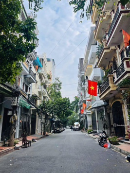 KĐT Đại Kim Định Công, lô góc, gara, vỉa hè, kd, 58m x5T, giá 24 tỷ