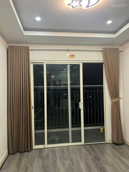 Cho thuê căn hộ chung cư tại Ecohome Phúc Lợi, Long Biên. S: 70m2. Giá: 7tr/tháng. 2 ngủ và 2wc