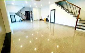 Cho thuê tầng 1 + 2 thông sàn nhà mặt phố khu TĐC Ngọc Thuỵ 150m2, 15tr/th